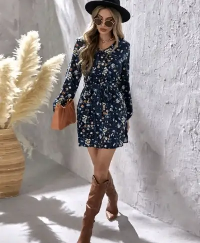 Vestido corto floral azul con mangas largas - miniatura 1
