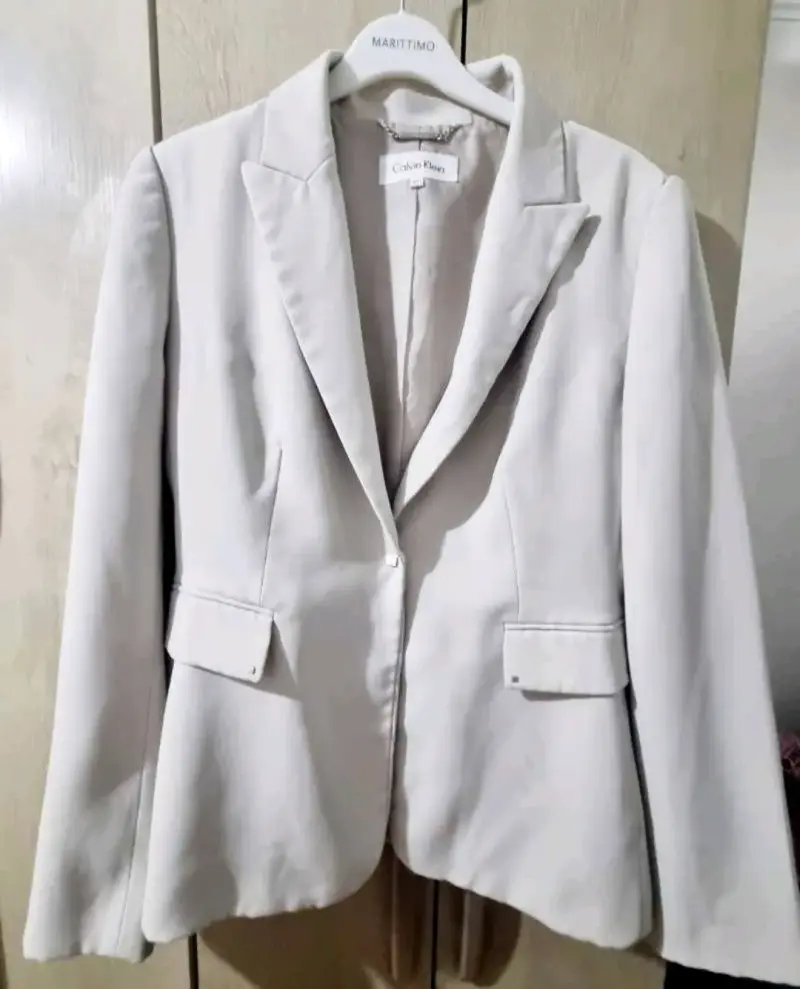 Blazer Beige Calvin Klein para Mujer