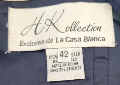 Vestido de fiesta azul con detalles brillantes - miniatura 4