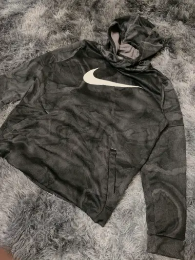 Polerón Nike Dri-Fit con capucha negro - miniatura 2