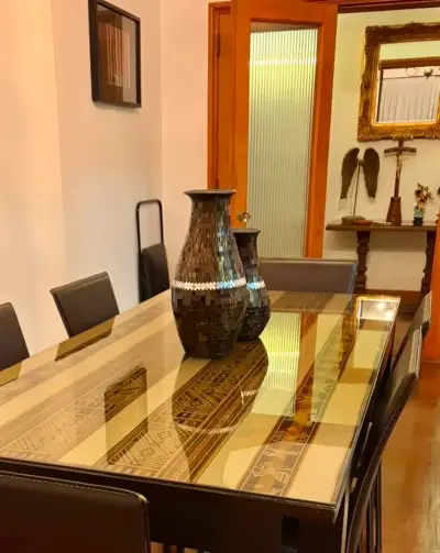 Par de jarrones decorativos de mosaico marrón - miniatura 3