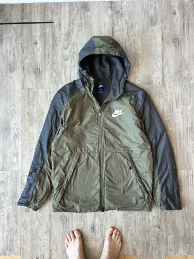 Chaqueta Nike con capucha verde y gris - miniatura 3
