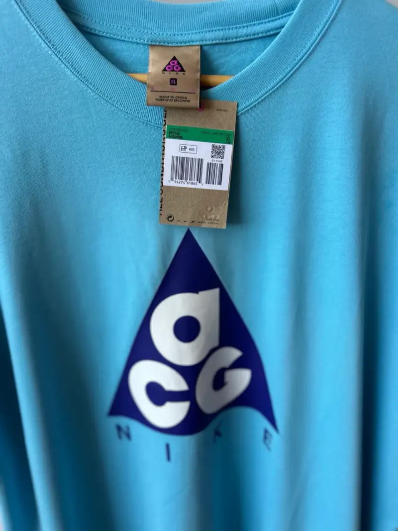 Polera Nike ACG azul para hombre - 2