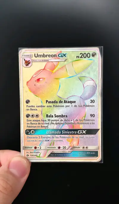 Umbreon GX Rainbow Rare 154/149 Sol y Luna Español - miniatura 1