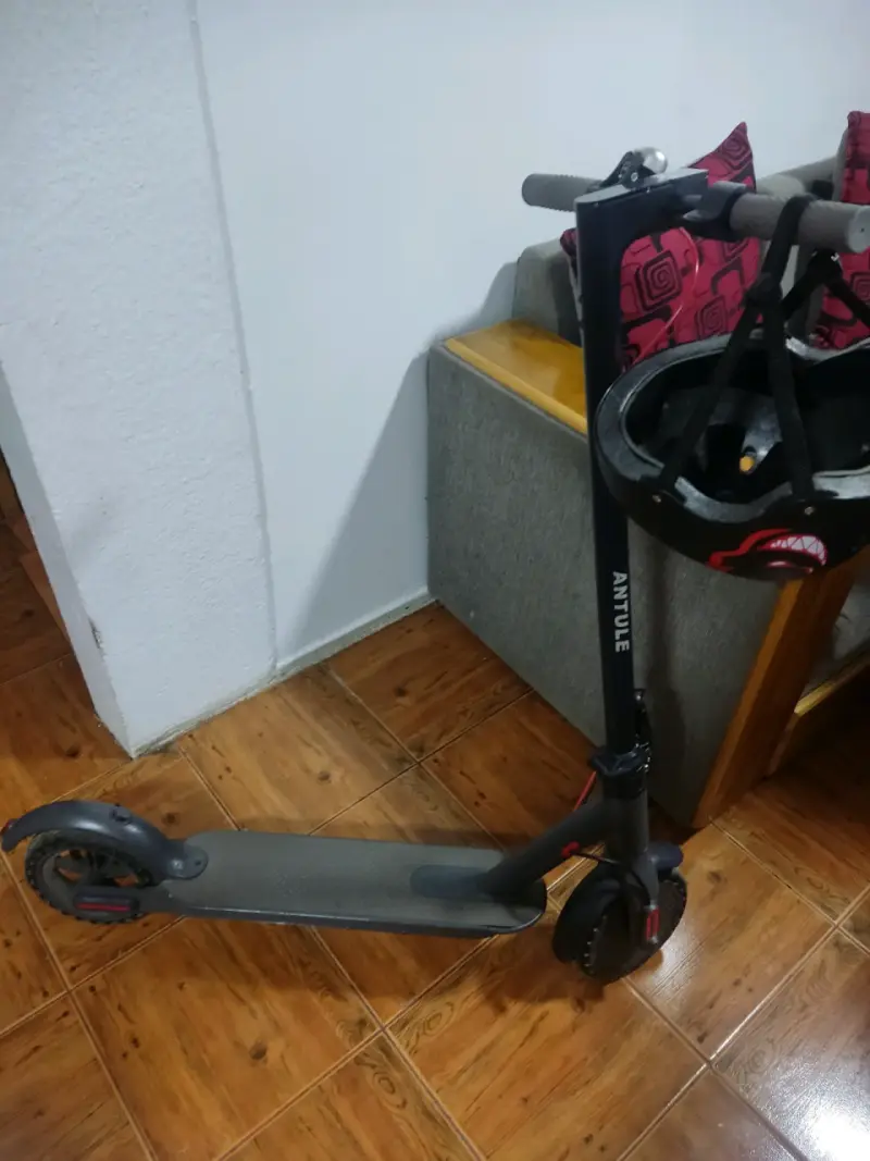 Scooter eléctrico Antule con pantalla LED - 1