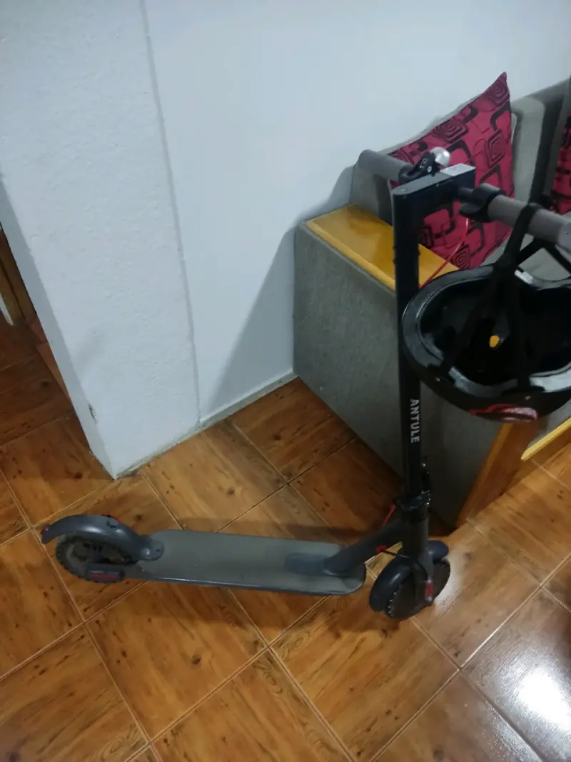 Scooter eléctrico Antule con pantalla LED - 5