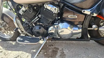 Moto Yamaha DragStar 400cc en buen estado - miniatura 3