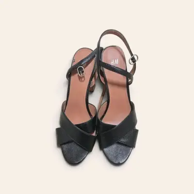 Sandalias de Tacón Alto Negras H&M - miniatura 4