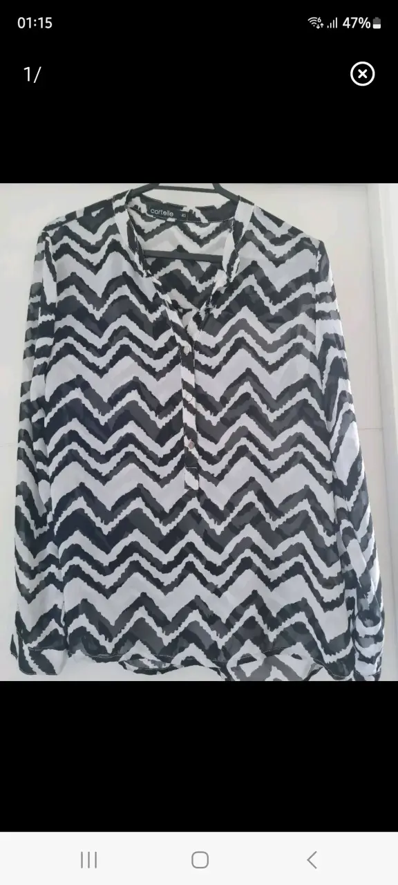 Blusa de mujer con estampado zigzag en blanco y negro - 3