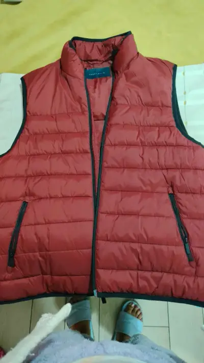 Chaleco acolchado rojo Perry Ellis - miniatura 1