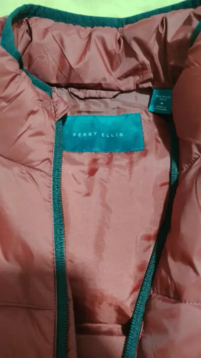 Chaleco acolchado rojo Perry Ellis - miniatura 2