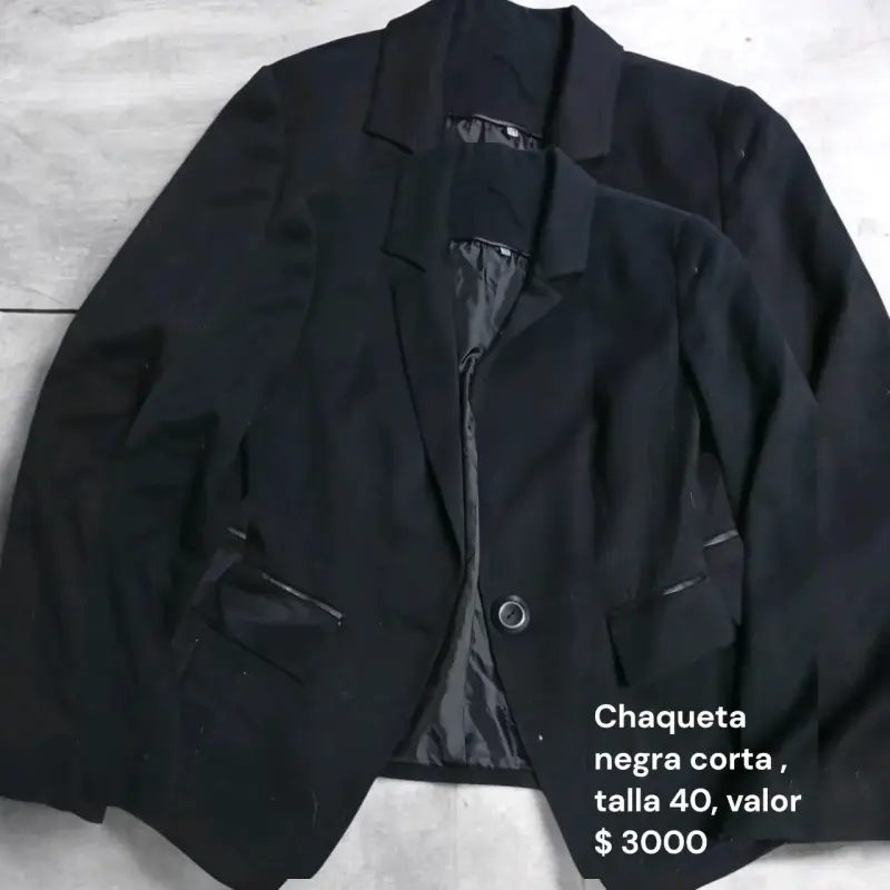 Chaqueta Negra Corta Talla 40 y 46 - 2