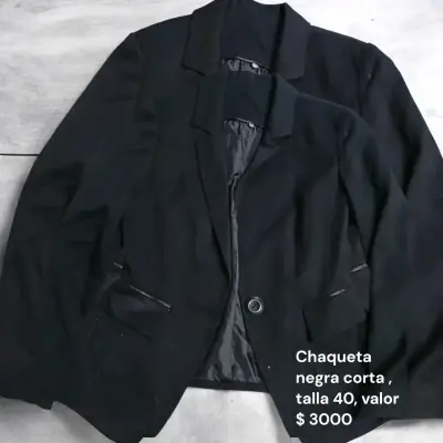 Chaqueta Negra Corta Talla 40 y 46 - miniatura 2