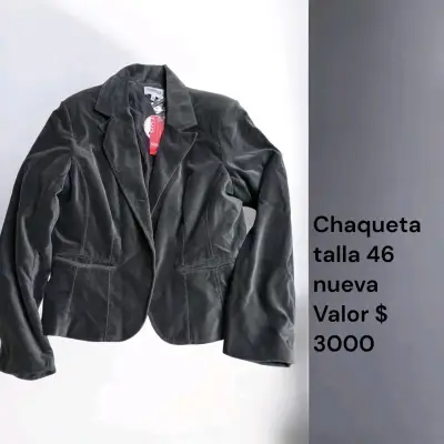 Chaqueta Negra Corta Talla 40 y 46 - miniatura 3