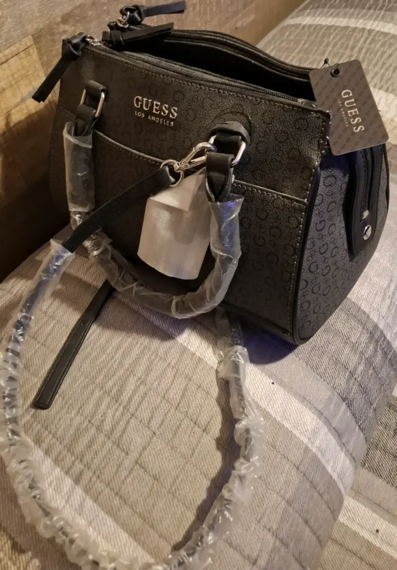 Cartera Guess Original  negro con logo - 2