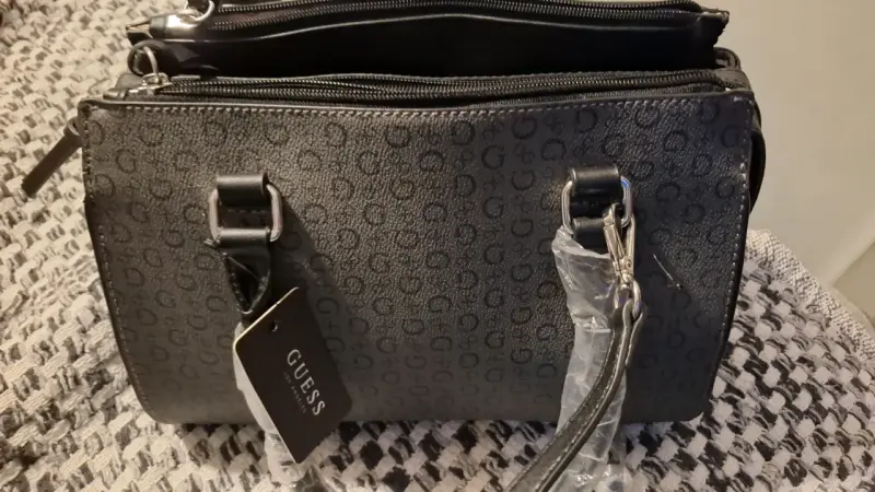 Cartera Guess Original  negro con logo - 5