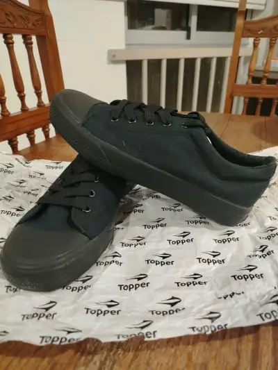 Zapatillas negras casuales Topper Talla 39 - miniatura 1