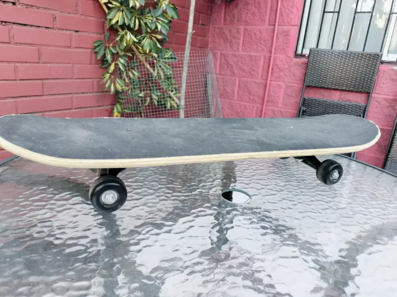 Skateboard Urban Surf diseño colorido - 3