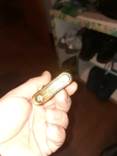 Encendedor de metal dorado con funda - miniatura 5