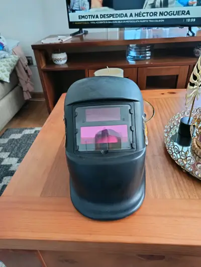 Soldadora Inversora M&H Kombat 160 con Máscara - miniatura 5