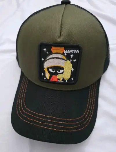 Gorra de personajes Looney Tunes estilo casual - miniatura 1
