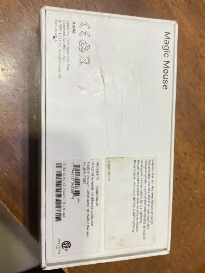 Apple Magic Mouse - NO incluye Cable - miniatura 2