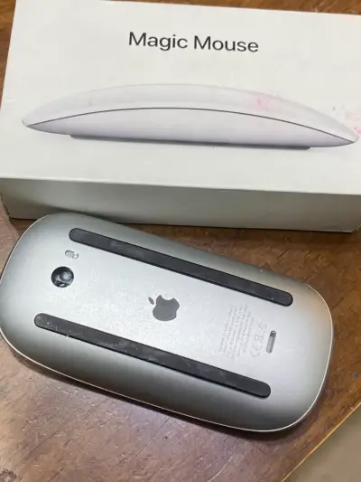 Apple Magic Mouse - NO incluye Cable - miniatura 3