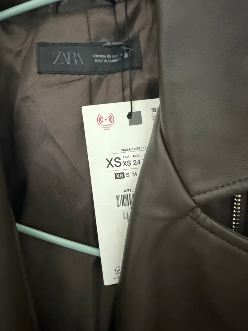 Chaqueta biker efecto cuero Zara marrón - 2