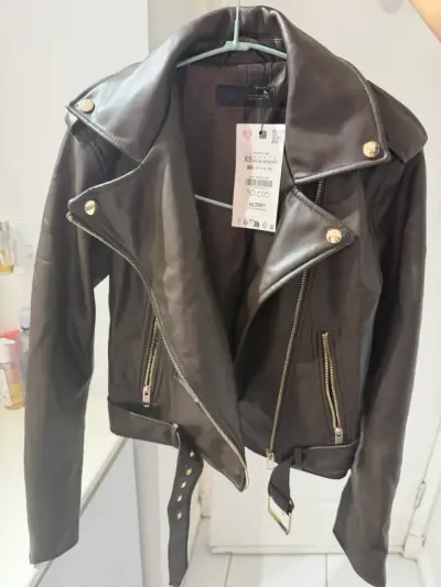 Chaqueta biker efecto cuero Zara marrón - miniatura 3