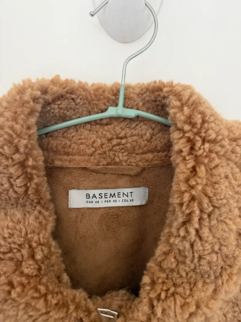 Chaqueta de lana sintética Basement color camel - 2