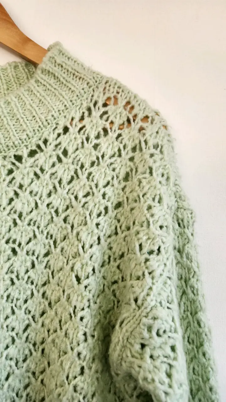 Suéter tejido verde claro para mujer - 2