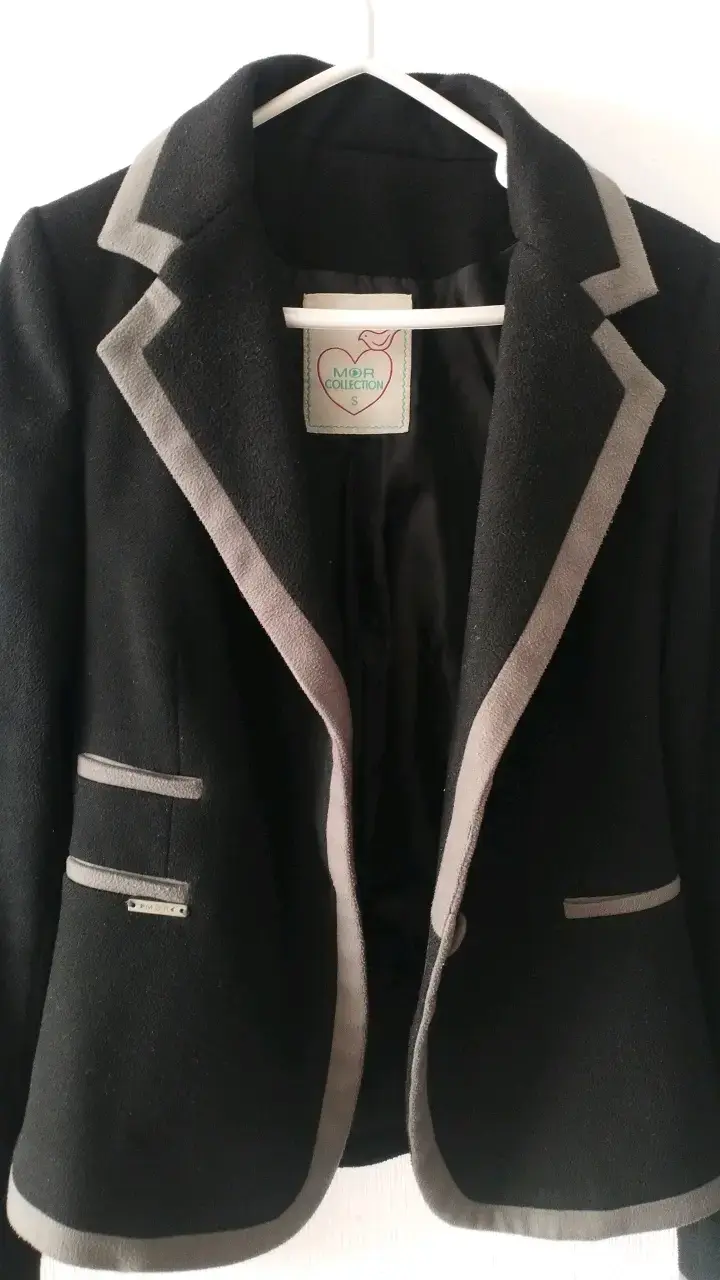 Blazer Mujer Negro con Detalles - 4