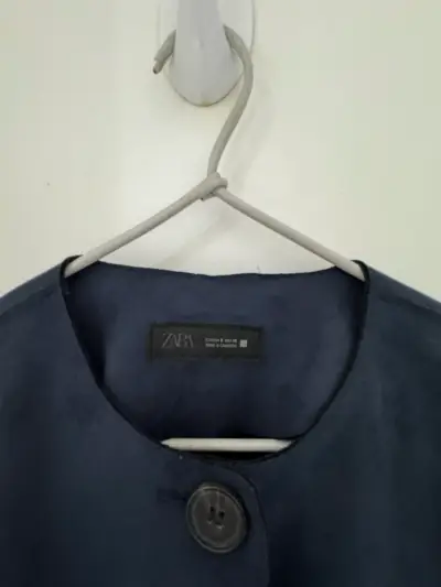 Cazadora azul Zara efecto antelina talla S - miniatura 3