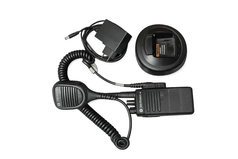 Radio Motorola Deep 550 con cargador y accesorios - 2