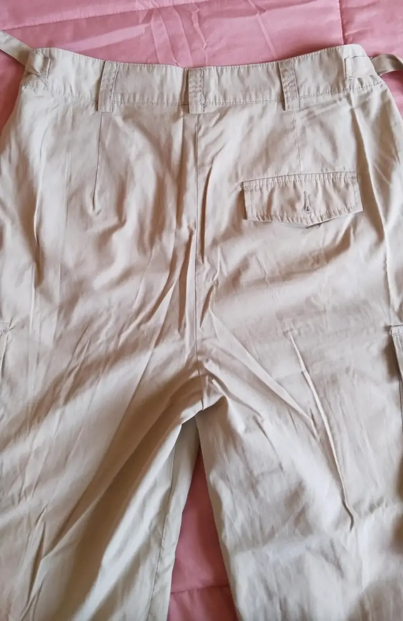 Pantalón cargo beige talla 40 con puño ajustable - 3
