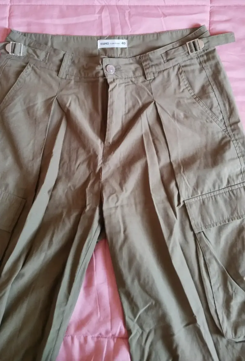 Pantalón cargo verde talla 40 con puño ajustable - 4