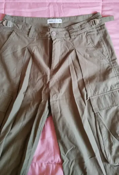Pantalón cargo verde talla 40 con puño ajustable - miniatura 4