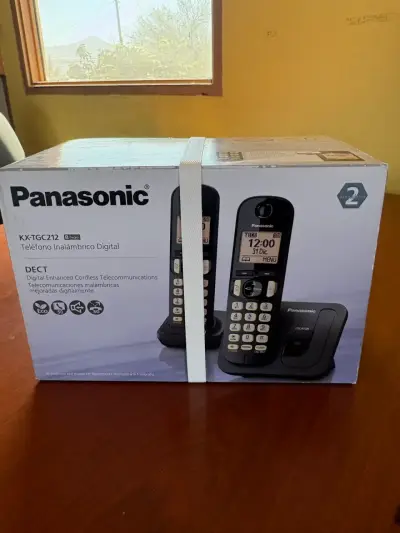 Teléfono inalámbrico digital Panasonic KX-TGC212 - miniatura 1