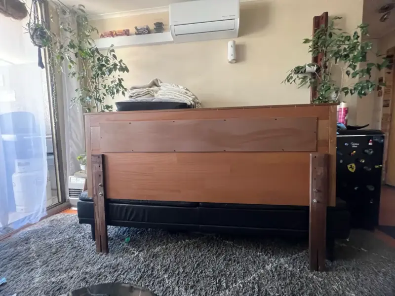 Respaldo de Madera marca Rosen - 2
