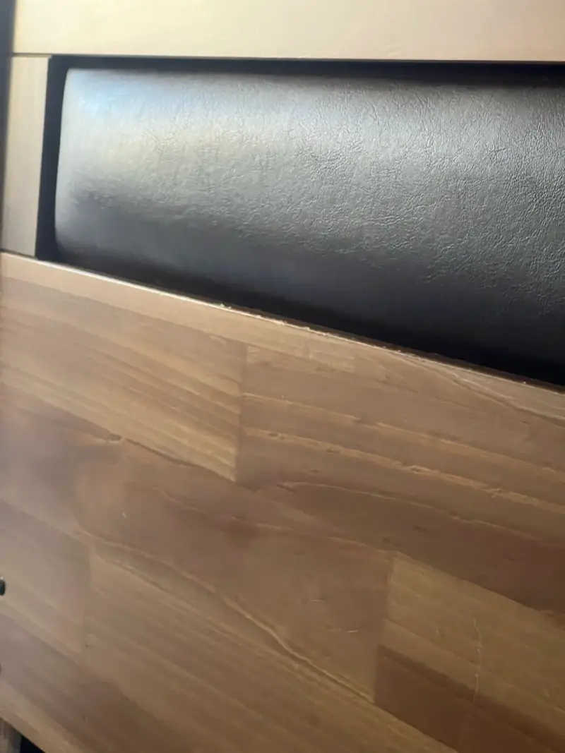 Respaldo de Madera marca Rosen - 6
