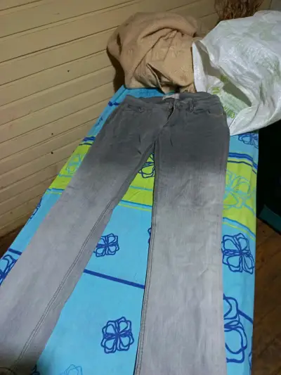 Pantalones hombre mujer niño - miniatura 1