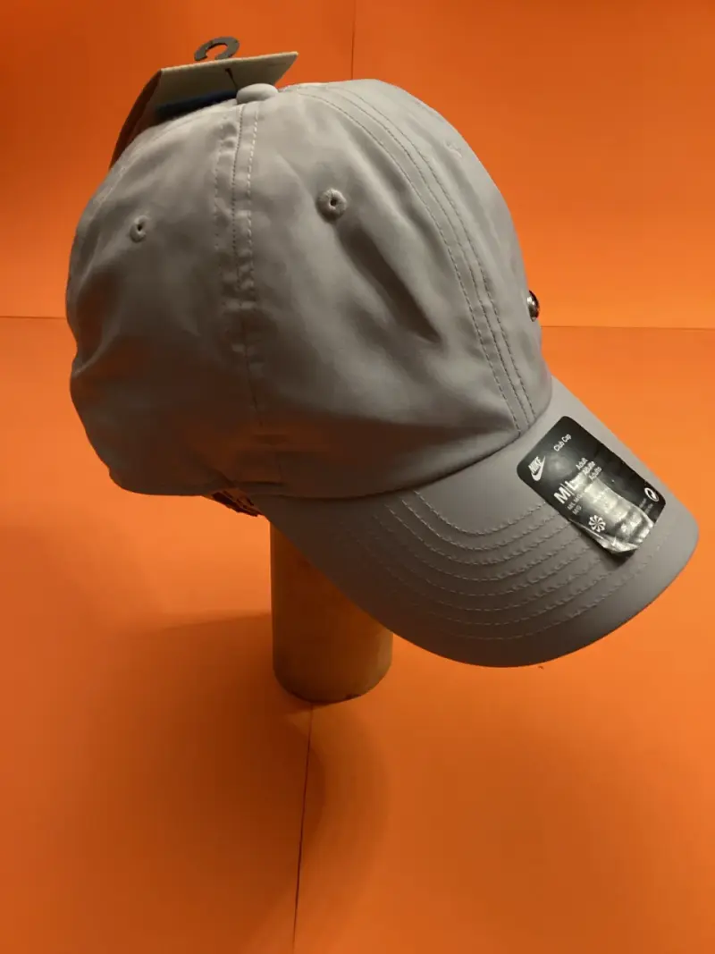 Gorra Nike Club Cap Gris Talla M/L - 2