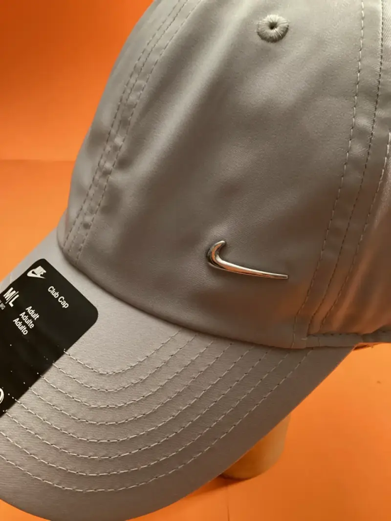 Gorra Nike Club Cap Gris Talla M/L - 4