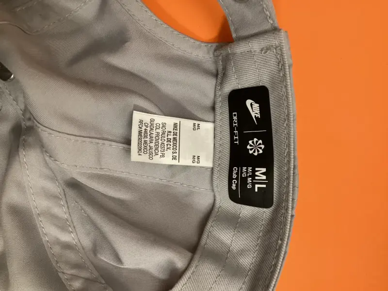 Gorra Nike Club Cap Gris Talla M/L - 6