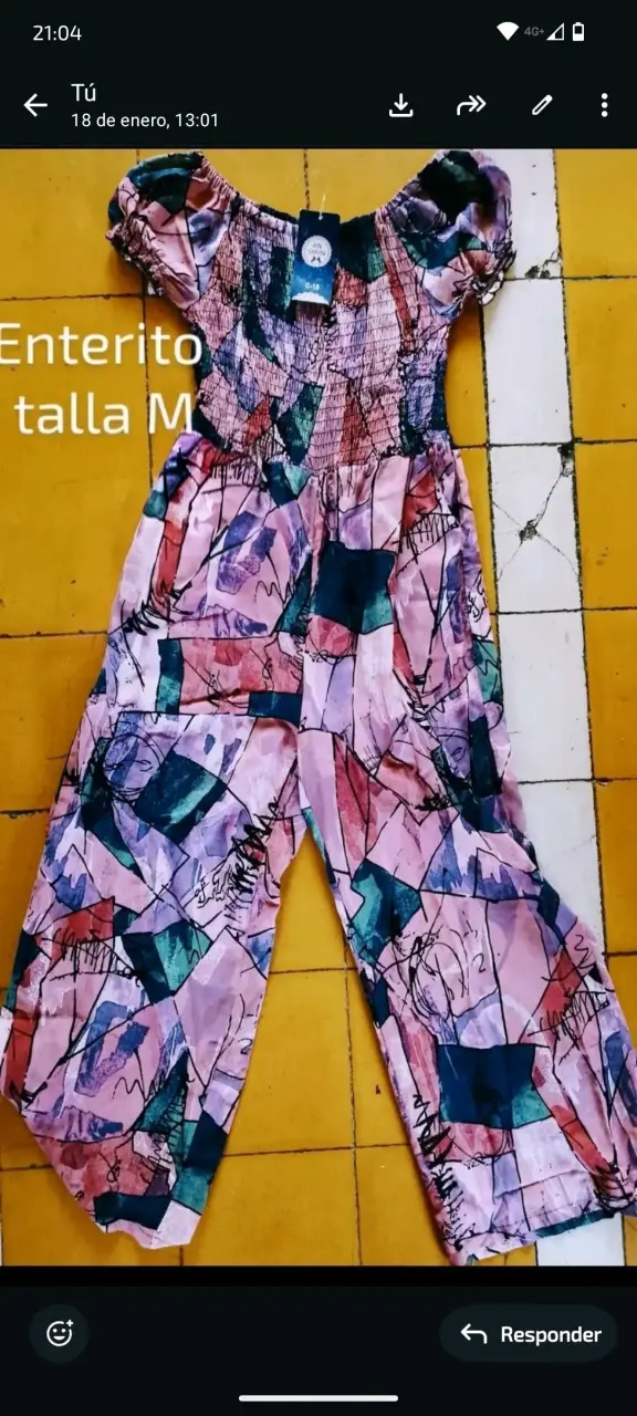 Enterito estampado colorido talla M