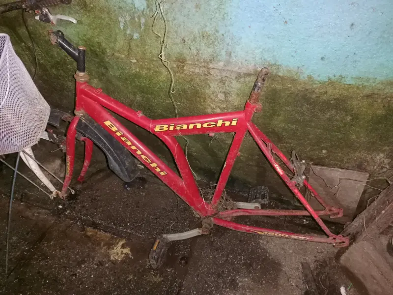 LOTE DE REPUESTOS DE BICICLETAS – $30.000 - 3