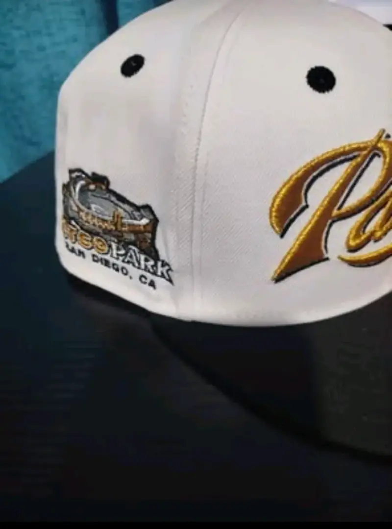 Gorra New Era Padres blanca y negra - 2