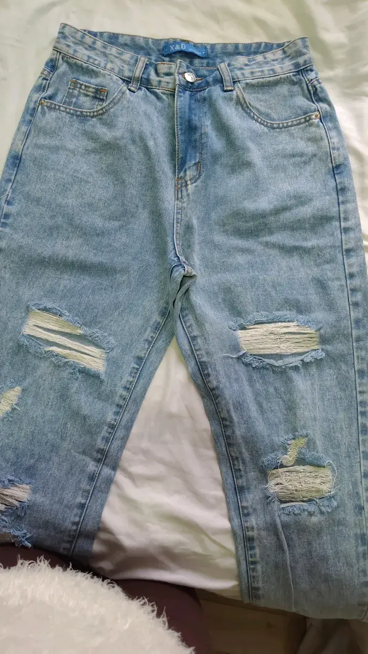 Jeans de mezclilla 38 desgastados X&D  mujer