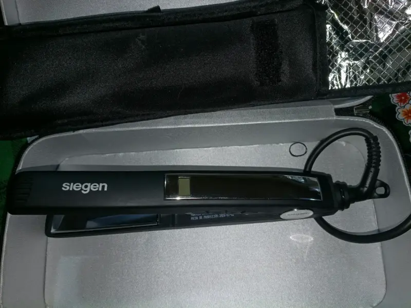 Plancha de Pelo Siegen SQ-4800 Negra - 2