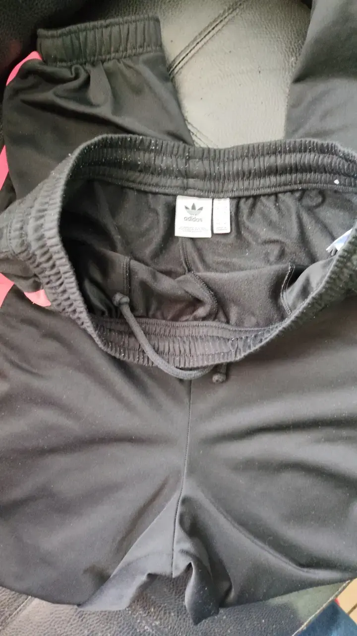 Pantalon deportivo negro con franjas rosas Adidas - 2